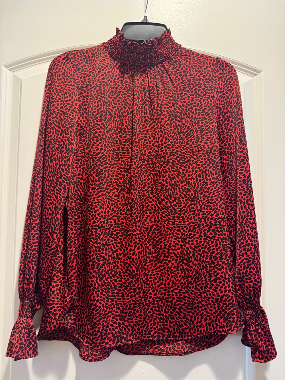 H&M Blouse Long sleeve Red Black Animal Print XS Runs Big EUC